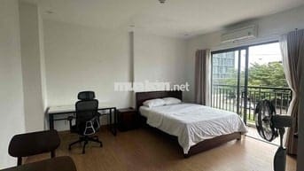 🌿 Căn hộ STUDIO cho LÀM VIỆC TỪ XA với VIEW CÔNG VIÊN