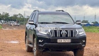 Prado Trung Đông ,hộp lạnh , ổ cắm 220v , 6xx ,Zin