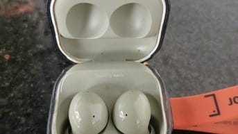 Dư sài bán tai nghe ko dây BUD2.