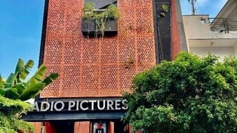 Một căn nhà Mặt Tiền mô hình Coworking Space 160m2 (8*20) hầm 3 tầng