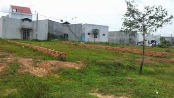 KẸT TIỀN SANG GẤP 4210m2 ĐẤT, MT 12M THÔNG RA CHỢ, GẦN KCN GIÁ 180TR