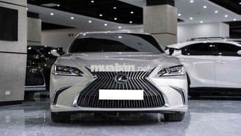 Lexus ES 2020 250 - 10000 km