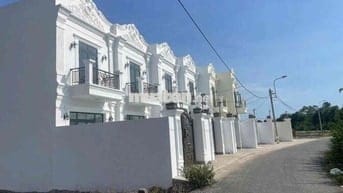 cần thu hồi vốn bán gấp 2 tỷ 750 sổ hồng riêng gần bình chánh QL50
