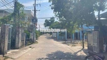 120m. đg btong 4m hoà nhơn. dân cư đông đúc.