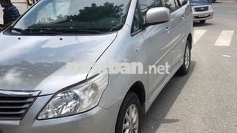 Toyota Innova 2012 E - 160000 km