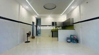 Nhà 2 tầng mới xây, nhà đẹp kiên cố là tâm huyết của gia đình.