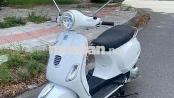 Chính chủ cần bán xe Vespa 3vie máy rin êm chạy ng