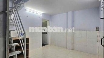 phòng đúc 1 nữ ở 12m có gác đúc, cửa sổ thoáng