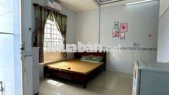 CHO THUÊ PHÒNG TRỌ 25M2 KDC 586 GẦN CHỢ FULL NỘI THẤT GIÁ 2.9TR/THÁNG