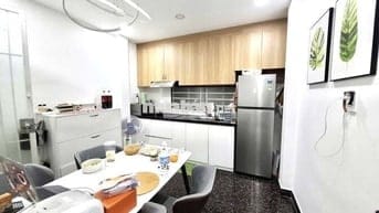 Đường Trần Hưng Đạo Q5,DTSD 40,2PN,2WC.Hoàn Công Đủ,Vào Ở Ngay........