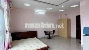Phòng rộng rãi ban công, ở 4ng, sát TDT, Quận 7, KDC Trung Sơn