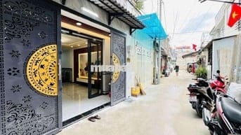 Hẻm 5m thông, 2 tầng đẹp, 4.5x11, Dương Thị Mười , kề Gò Vấp - hơn 4Tỷ