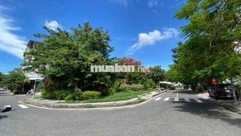 Bán lô góc 196,7m2 KĐT Hà Quang 4B Đường 8B, 2 mặt tiển