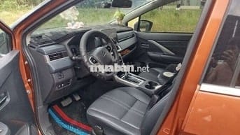 Cần bán xpander cross 2023