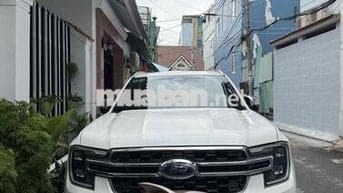 Ford Everest 2023 Titanium+ 2.0 AT 4x4 - 43900 km