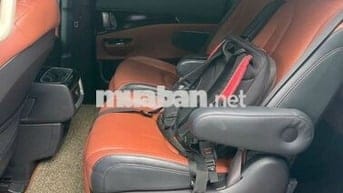 Kia Carnival 2022 2.2D Premium 7 chỗ - 51000 km