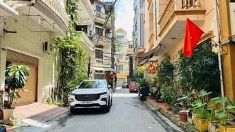 Quan Nhân, 60m2, 9T Thang máy, có hầm, phân lô, vỉa hè, ô tô tránh