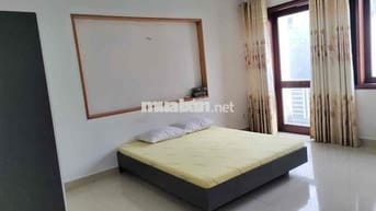 CĂN HỘ BAN CÔNG SIÊU RỘNG PHẠM HÙNG Q8