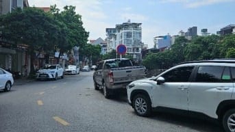 🏡 NHÀ ĐẸP - NỘI THẤT XỊN - CHỈ VIỆC XÁCH VALI VỀ Ở 🚗 OTO ĐỖ CỬA - VÀ