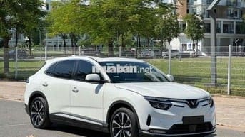 VF8 Plus 2023 GF Mua Pin CATL trừ 70tr đổi xe xăng