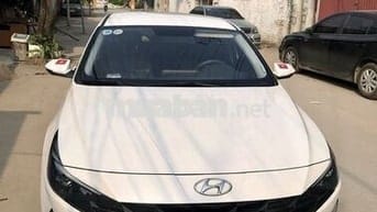 Hyundai Elantra 2022 1.6 AT - 14998 km