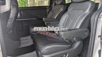 Hyundai Custin Cao Cấp 2.0T 2025
