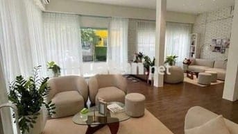 Cho Thuê Nhà Góc 2 Mặt Tiền Hoàng Dư Khương Quận 10