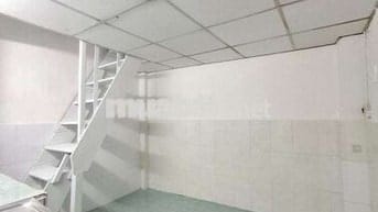 NHÀ CHO THUÊ NGUYÊN CĂN HXH HỒ HẢO HỚN Q1 - 2 TẦNG - 5 TRIỆU.