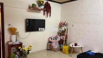 nhà cho thuê nguyên căn, tháng 10 vào luôn.