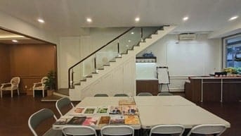 Cho thuê shophouse StarHill Phú Mỹ Hưng giá 40 triệu ( 180m 2 tầng)