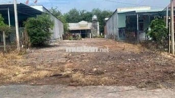 Bán đất thổ cư, có sổ hồng riêng, nằm mặt tiền đường nhựa 32m