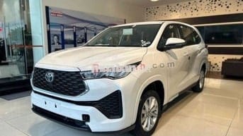Toyota Innova Cross 2.0 CVT 2025 - 795 Triệu