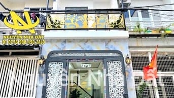 Nhà phố liền kề 2 lầu hẻm xe hơi. Gần chợ trường học