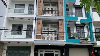 NHÀ ĐẸP 3 LẦU ĐỐI DIỆN CÔNG VIÊN 59 ĐƯỜNG 54 BÌNH PHÚ