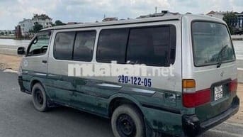 Toyota Hiace 2003 Van 3 chỗ - 100000 km