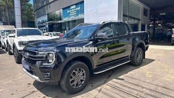 Cần bán Ford Wildtrak 2.0 4X4 AT - 24000 km