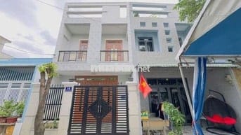 Nhà phố hoàn công kdc Minh Nhật Huy gần BigC Go 500m, p Đông Hòa Dĩ An