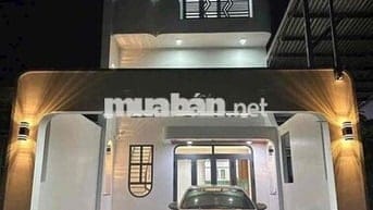 Nhà 1 trệt 2 lầu mặt tiền nhựa dx 59 gần chợ,(đã hoàn công)