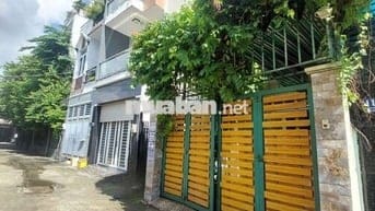 Nhà khu Dương Thị Giang ,3 tầng đường ôtô né nhau