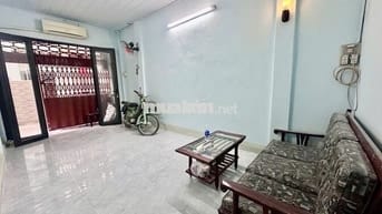 Giá:14.5tr Nội That Mặt tiền Nguyễn Lâm,Trệt lững ,Phòng Khách 2PN,1WC