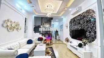 Nhà Full Nội Thất 1 Trệt 3 Lầu 4PN 5x15m Gần Nam Long Trần Trọng Cung