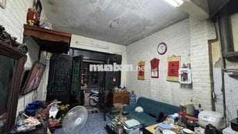 Bán nhà mặt phố oto tránh gần đường Tô Hiệu 21m2 2T, 2N