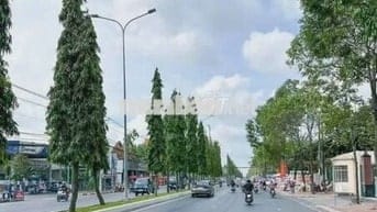 GĐ CHUYỂN VỀ LONG BIÊN CẦN BÁN NHÀ PHỐ TRUNG PHỤNG 32M 5T XÂY MỚI