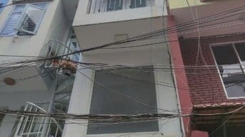 Cho thuê nhà nguyên căn Quận 3 – Gần mặt tiền, giá chỉ 12 triệu/tháng