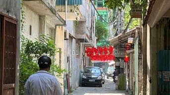 Bán nhà khu Đền Lừ, Hoàng Mai, diện tích 26 m2 x 4 tầng, sát đường ôtô