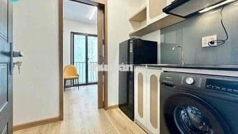 Căn Hộ 1 Phòng Ngủ Ban Công Mới 100% FullNT Toà Nhà Thang Máy Hầm Xe