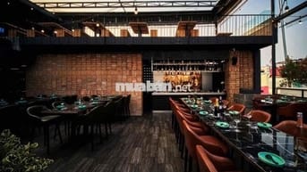 🔥 CHO THUÊ ROOFTOP TẦNG 7 – LƯU VĂN LANG, Q1 160M2 LỐI ĐI RIÊNG 49T 🔥