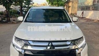 Mitsubishi Outlander 2018 2.0 CVT Premium siêu đep