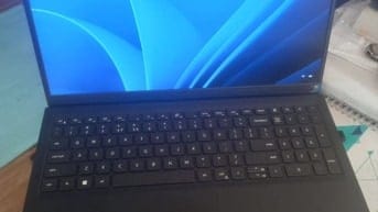 Dell Vostro 3520 core i5-1135G7 16GB 15.6