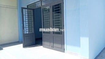 CHO THUÊ NHÀ CẤP 4 NGAY CHÂN CẦU PHÚ LONG GIÁP QUẬN 12
